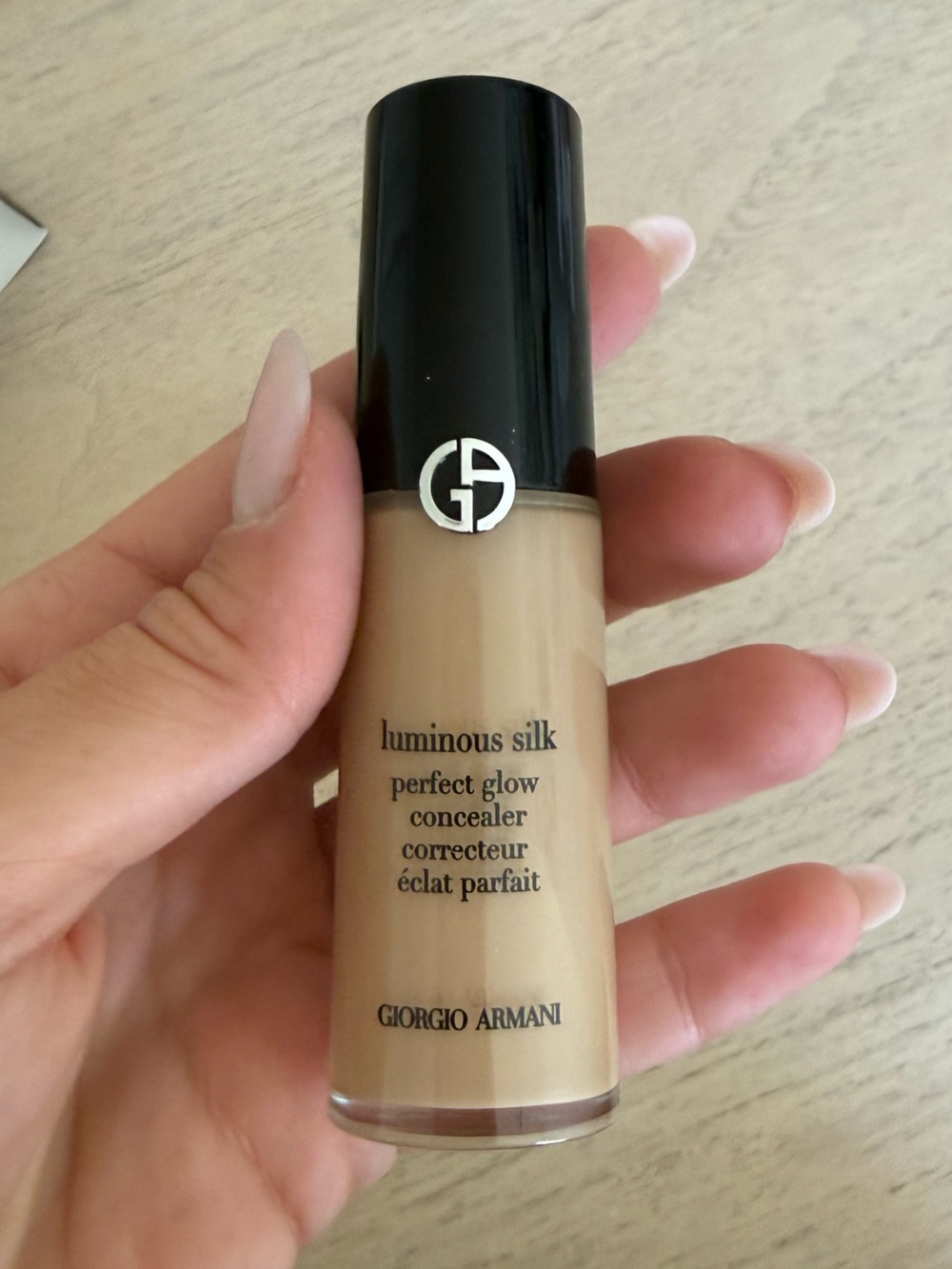 Armani Beauty Luminous Silk Hudrating Face and Under-Eye Concealer - Shade 6